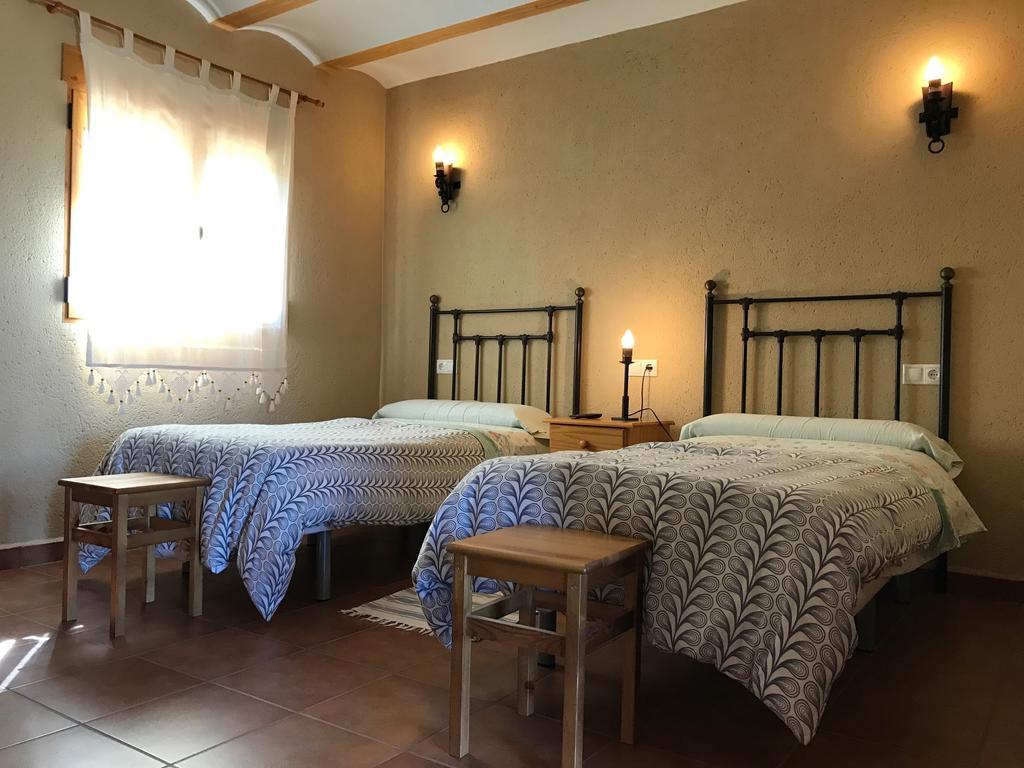 Casa Rural La Granja 莱图尔 外观 照片