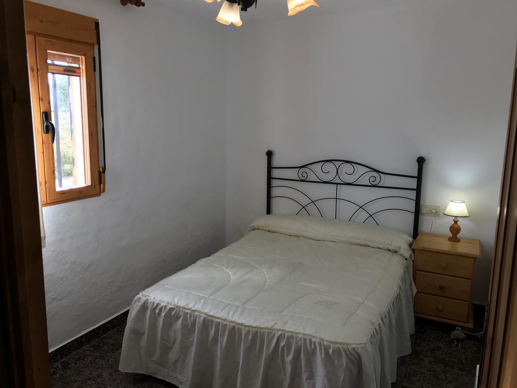 Casa Rural La Granja 莱图尔 外观 照片